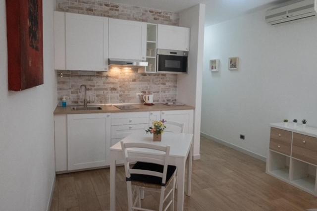 Villanova Apartment カリアリ エクステリア 写真